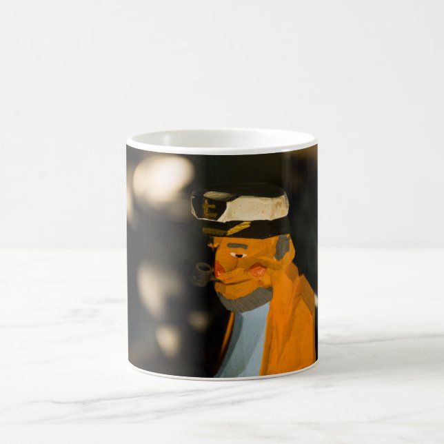 Magic Mug Morphing Noir et Blanc Sea Captain 11 oz (Centre)