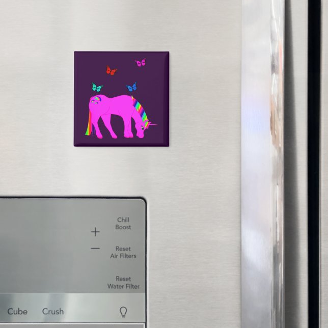 Magnet de licorne violette et de papillons (In situ (réfrigérateur))
