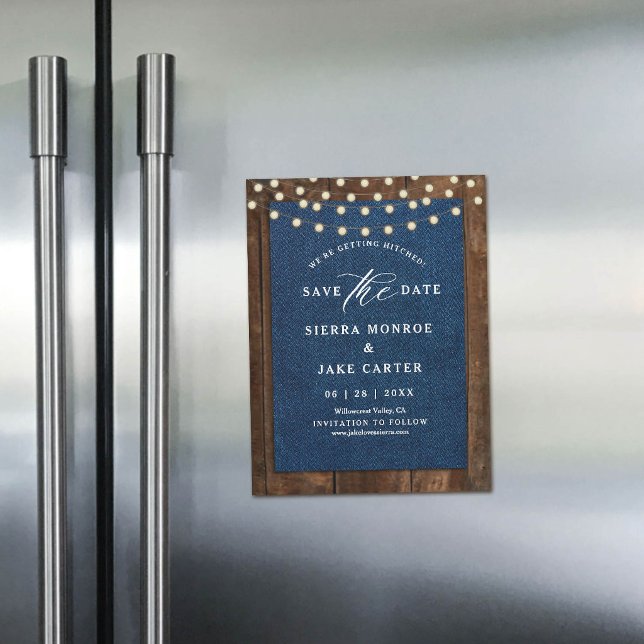 Magnet de sauvegarde de date de mariage rustique e (magnet wedding save the date rustic wood dark denim string lights blue white calligraphy chic )