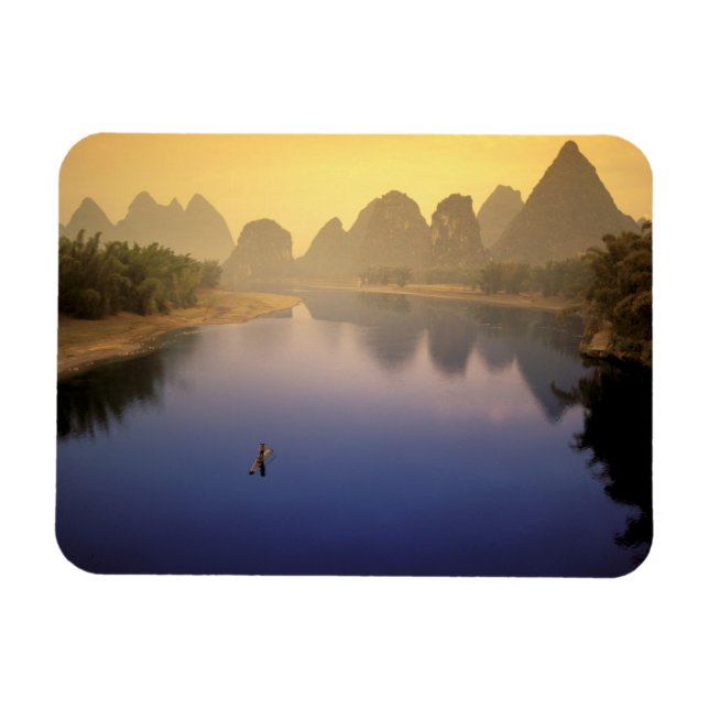 Magnet Flexible Asie, Chine, province du Guangxi, Yangshuo. Lone (Horizontal)