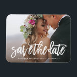 Magnet Flexible Brossé Enregistrer l'aimant de date<br><div class="desc">Offrez à vos invités avec un savourer l'aimant de la date à présenter sur le réfrigérateur menant à votre grand jour! Toutes les photographies sont affichées sous forme d'échantillon seulement et ne sont pas destinées à la revente. Ce produit n'est destiné à être acheté qu'une fois que des échantillons de...</div>