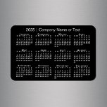 Magnet Flexible Calendrier 2025 noir et blanc avec texte personnal<br><div class="desc">Un aimant personnalisé moderne présente un calendrier blanc 2025 sur un arrière - plan noir. Ajoutez le nom de votre entreprise, votre nom ou tout autre texte personnalisé dans la barre latérale. (La modification du texte de l'année 2025 ne modifiera PAS le calendrier.) Faites un don ou un cadeau promotionnel...</div>