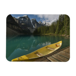Magnet Flexible Canot garé à un quai le long du lac Moraine, Banff
