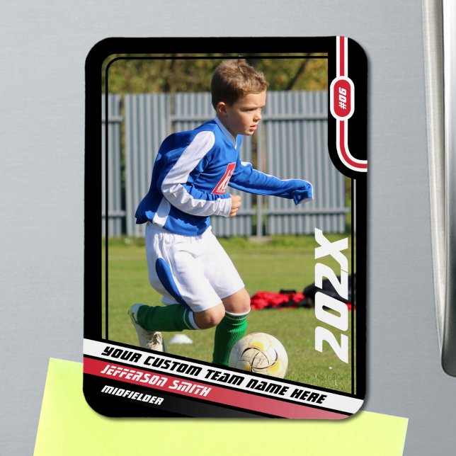 Magnet Flexible Carte de commerce du joueur de football en rouge n (Soccer Player Magnet in Black with Custom Team Name and Dynamic Red White Elements)