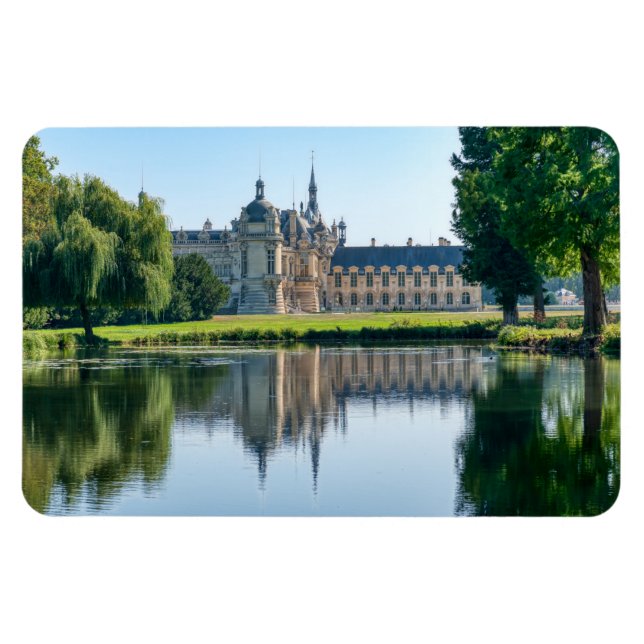 Magnet Flexible Chateau de Chantilly and reflection in a pond (Horizontal)