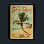 Magnet Flexible Delray Beach Palm Tree Vintage voyage<br><div class="desc">Un imprimé d'art moderne unique rétro du milieu du siècle Delray Beach Floride dans style d'affiche de voyage vintage. Il dispose d'un palmier incurvé sur une plage de sable avec l'océan sous un ciel bleu nuageux.</div>