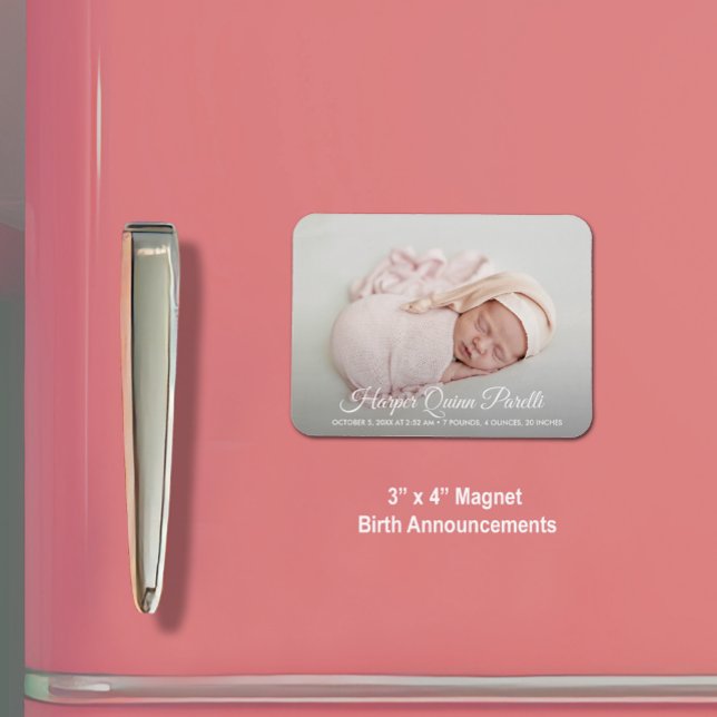 Magnet Flexible Élégant Faire-part de naissance photo de nouveau-n (Small 3" x 4" magnet birth announcements (4" x 6" and 5" x 7" in our collection.))