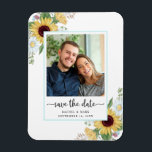 Magnet Flexible Élégant Mariage Floral De Tournesol Enregistrer La<br><div class="desc">Dispose d'un beau design de tournesol et de fleurs avec votre photo et personnalisée avec vos noms et date mariage. Faites un grand cadeau,  une faveur,  ou un joli rappel de votre jour spécial à venir. Design©Rosalind Moore,  Cherry Lane Designs.</div>