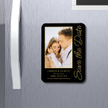 Magnet Flexible Enregistrer La Date Black Gold Style Mariage moder<br><div class="desc">Save The Date Black Gold Stylish Script Modern Wedding Cartes dispose d'un arrière - plan noir avec votre photo personnalisée. Personnalisez avec votre texte en modifiant le texte dans les zones de texte fournies. Conçu pour vous par ©Evco Studio www.zazzle.com/store/evcostudio</div>