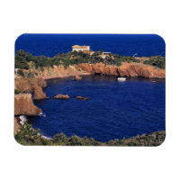 Europe, France, Theoule-sur-Mer. Un toit en tuiles