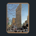 Magnet Flexible Flatiron Building Iconic Skyscraper New York City<br><div class="desc">Le bâtiment FLATIRON, qui a été appelé "l'un des gratte-ciel les plus emblématiques du monde et un symbole incontournable de New York", ancre l'extrémité sud (centre-ville) du Carré de Madison et l'extrémité nord (uptown) du quartier historique Ladies' Mile. Le quartier qui l'entoure est appelé le Flatiron District après son bâtiment...</div>