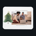 Magnet Flexible Gold Stars Moderne Noël Arbre vacances<br><div class="desc">Dispose d'un design simple et moderne avec un arbre de Noël dessiné à la main et orné d'or.  Customisez facilement le nom,  la photo et l'année.</div>