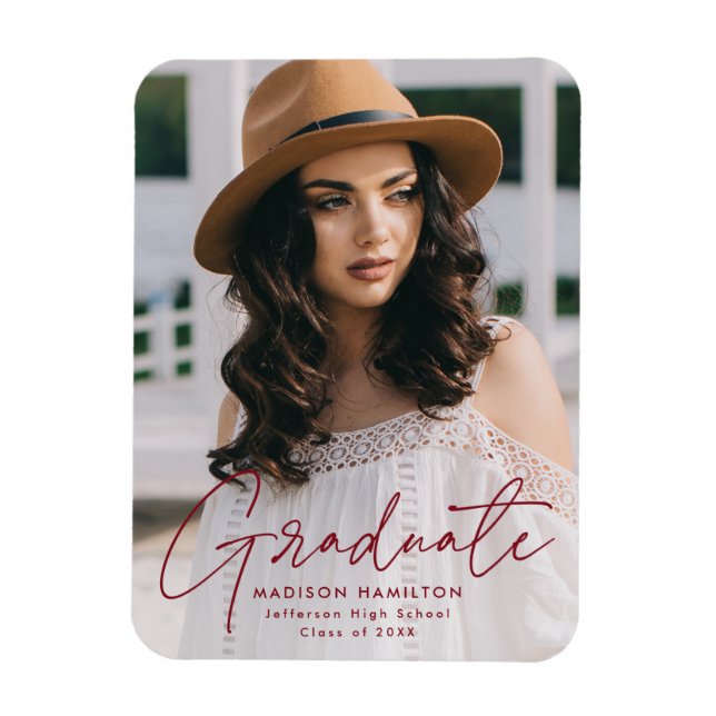 Magnet Flexible Graduate moderne Bourgogne Script Photo Graduation (Vertical)