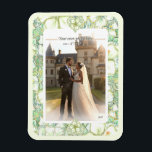 Magnet Flexible Hibiscus & dentelle BLANC<br><div class="desc">Pour moi, l'hibiscus est l'une des plus belles fleurs. Mon inspiration ici, avec cette fleur, est un romantique motif de dentelle blanche (effet graphique) et un motif de buisson d'hibiscus (dans les mêmes teintes) avec un petit contour d'or clair. Je vous propose un style floral frais, doux et romantique disponible...</div>