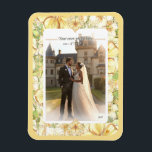 Magnet Flexible Hibiscus & dentelle JAUNE<br><div class="desc">Pour moi, l'hibiscus est l'une des plus belles fleurs. Mon inspiration ici, avec cette fleur, est un romantique motif de dentelle blanche (effet graphique) et un motif de buisson d'hibiscus (dans les mêmes teintes) avec un petit contour d'or clair. Je vous propose un style floral frais, doux et romantique disponible...</div>