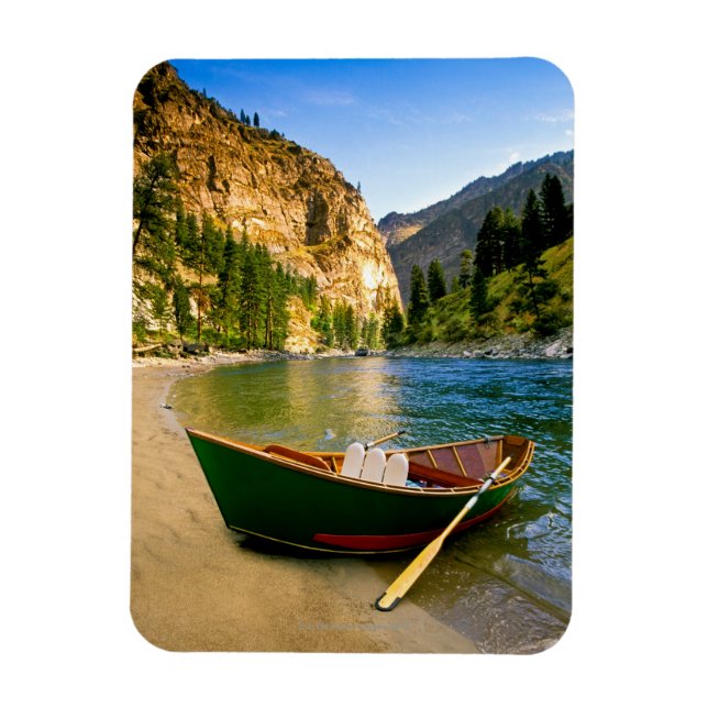 Magnet Flexible IDAHO, Bateau de pêche sur une plage de sable (Vertical)