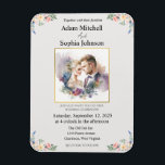 Magnet Flexible Invitation traditionnelle à un mariage photo<br><div class="desc">Cette aquarelle photo traditionnelle à la décoration florale attirera certainement l'oeil,  avec un tableau comestible au centre mais avec une aquarelle d'une église. Modifiez vos noms,  et la date et vous êtes bon d'y aller! Toutefois,  si vous le souhaitez,  vous pouvez également modifier le texte !</div>