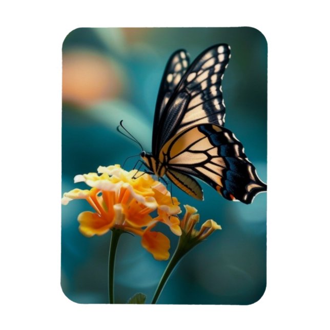 Magnet Flexible Joli papillon sur une fleur (Vertical)