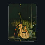 Magnet Flexible Joueur de basse guitare<br><div class="desc">Cette oeuvre de guitare vintage est adaptée aux joueurs de guitare qui aiment jouer de la guitare. elle peut être offerte en cadeau à un petit ami, une petite amie, ou un papa pour un anniversaire, une fête des pères ou une Saint-Valentin. Le design rétro comprend un guitariste cool vintage...</div>