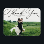 Magnet Flexible Mariage photo de script manuscrit Black Elegant<br><div class="desc">Fêtez votre amour et montrez de la gratitude avec notre mariage photo personnalisable merci aimant! Ce souvenir unique est parfait pour rappeler à vos proches votre journée spéciale tout en exprimant vos remerciements sincères d'une manière mémorable. Il dispose d'un élégant script blanc. Personnalisez en ajoutant votre photo et vos détails....</div>