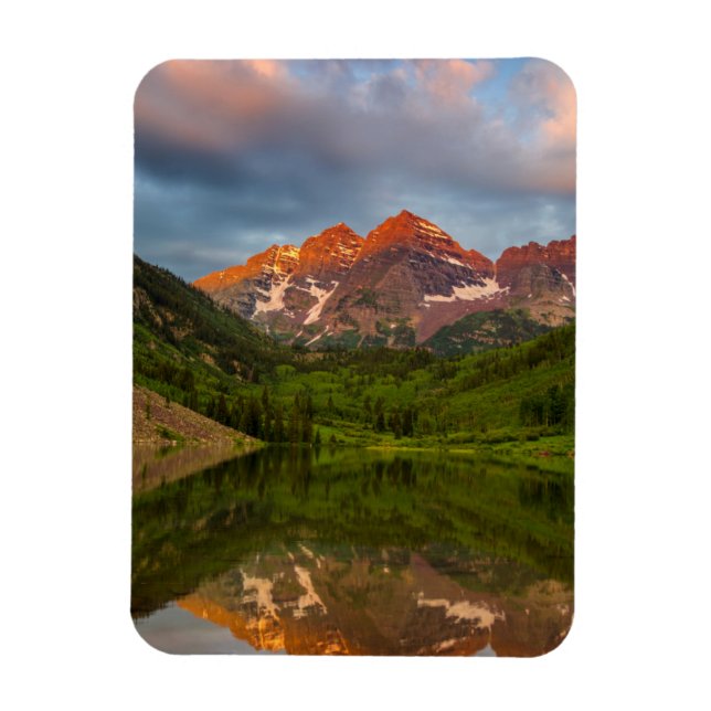 Magnet Flexible Maroon Bells se reflètent dans le lac Maroon calme (Vertical)
