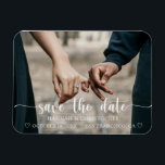 Magnet Flexible Moderne Élégant Enregistrer La Date Flexible Photo<br><div class="desc">Annoncez votre date et votre emplacement mariage avec ces Magnet Réservez la date de script élégants et modernes. Customisez avec une photo et les détails de votre mariage.</div>