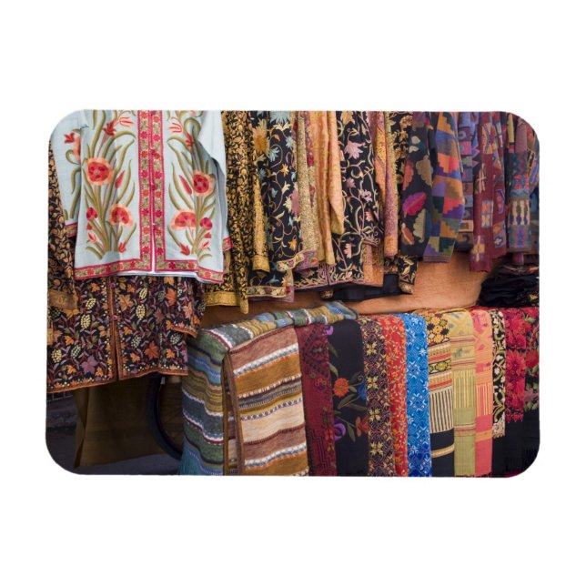 Magnet Flexible NM, Nouveau-Mexique, Père Noël Fe, vêtements Navaj (Horizontal)