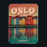 Magnet Flexible Oslo maisons colorées Norvège vintage et cadeaux<br><div class="desc">Oslo est la capitale de la Norvège, connue pour ses fjords magnifiques, son histoire viking et ses bâtiments modernes comme l'Opéra. C'est un endroit où l'on peut voir des châteaux, des parcs et beaucoup de nature. Customisez des cadeaux sur Oslo pour vous souvenir de votre visite ou partager avec des...</div>