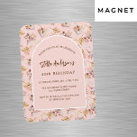 Magnet Flexible Pampas herbe fleurie rose or invitation anniversai<br><div class="desc">Un cadre en arc sur un motif de pampas herbe et fleurs roses et une croix dorée. Personnalisez et ajoutez un nom et des détails.</div>