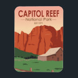 Magnet Flexible Parc national du Capitol Reef Ranch Vintage<br><div class="desc">Design d'illustration vectorielle de Capitol Reef. Le parc entoure une longue ridée sur la terre connue sous le nom de Waterpocket Fold,  avec des couches de grès doré,  des canyons et des formations rocheuses frappantes.</div>