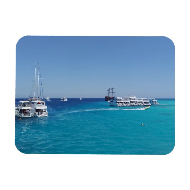 Magnet Flexible Parking de yacht avec touristes près de White Isla (Horizontal)