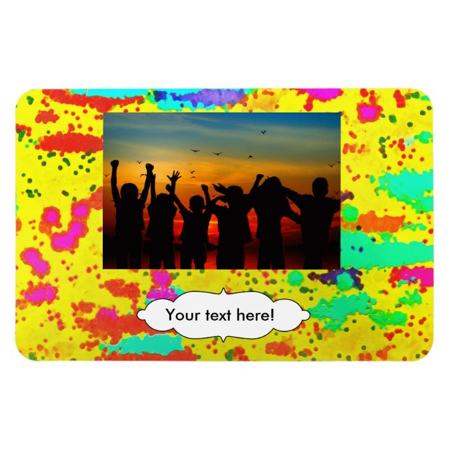 Magnet Flexible Peignez éclabousse sur un arrière - plan jaune (Horizontal)