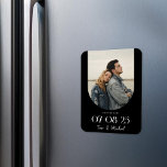 Magnet Flexible Photo moderne Boho Arch noir blanc Enregistrer la<br><div class="desc">Un mariage moderne sauvez l'aimant date avec un design chic élégant et un style boho minimaliste avec votre photo dans un cadre en arc.</div>