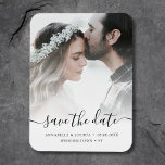 Magnet Flexible Photo personnalisée Enregistrer le Mariage de date<br><div class="desc">Photo personnalisée "enregistrer la date" aimant mariage avec couverture blanche.</div>