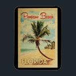 Magnet Flexible Pompano Beach Palm Tree Vintage voyage<br><div class="desc">Un imprimé d'art moderne Pompano Beach Floride du milieu du siècle rétro dans un style d'affiche de voyage vintage. Il dispose d'un palmier incurvé sur une plage de sable avec l'océan sous un ciel bleu nuageux.</div>