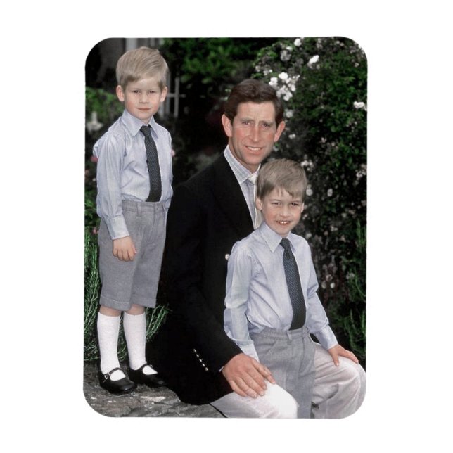 Magnet Flexible Prince Charles avec de jeunes fils (Vertical)