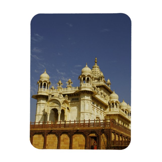 Magnet Flexible Rajasthan, Inde Une femme debout à et accient (Vertical)