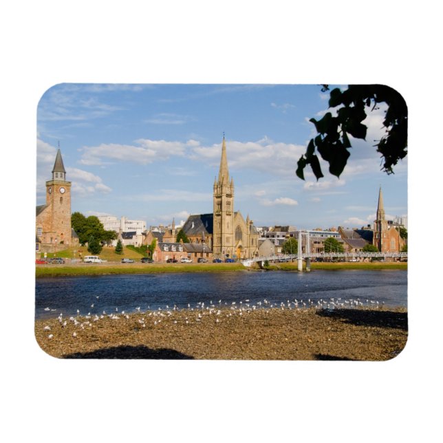 Magnet Flexible Skyline et rivière de la ville pittoresque d'Inver (Horizontal)