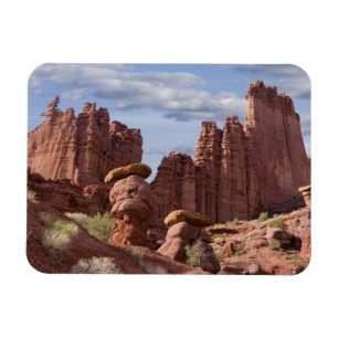 Magnet Flexible USA, Utah. Vue sur les tours Fisher. Crédit comme