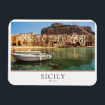 Magnet Flexible Ville de Cefalu en Sicile en Italie<br><div class="desc">Aimant photo souvenir avec deux bateaux dans le vieux petit port de Cefalu, une vieille ville aux maisons tordues au bord de l'eau et une petite plage de ville sur la côte nord de la Sicile, île en Italie avec le texte "Sicile, Italie" dans une boîte blanche et avec des...</div>