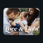 Magnet Flexible White Love et la typographie de la lumière Hanoukk<br><div class="desc">Amour et lumière | Fêtez le joyeux Festival des lumières avec notre photo personnalisable Hanoukka magnet! Cet aimant festif vous permet de mettre en valeur vos souvenirs préférés tout en ajoutant une touche personnelle à votre décor de vacances. Il présente une typographie rétro et audacieuse. Personnalisez cette carte Hanoukka photo...</div>