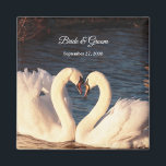 Magnet Mariage des cygnes blancs<br><div class="desc">Élégant Mariage de cygnes blancs</div>