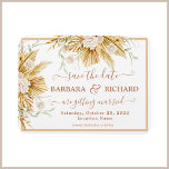 MAGNET Pampas Grass Mariage Enregistrer Date Invit<br><div class="desc">Pampas boho unique et romantique herbe et des fleurs rose/pêche poussiéreuses contre un arrière - plan blanc soulignent cet aimant floral Enregistrer la date. Lettrer dans une ombre en terre cuite avec des éléments de calligraphie script et des glyphes. Un beau choix de design pour donner le ton à votre...</div>