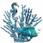Magnet Photo Sculpture Aimant de récif de corail bleu<br><div class="desc">Aimant de sculpture en acrylique avec une image de corail bleu abritant un hippocampe bleu étincelant et un beau poisson bleu avec bulles d'air bleu clair topaze. Voir la fiche de sculpture en acrylique, porte - clé, ornement et sculpture. Voir l'ensemble de la collection Under Sea Magnet dans les TOUCHES...</div>