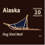 Magnet Photo Sculpture Timbre-poste de courrier de traîneau de chien de<br><div class="desc">Comporte le timbre-poste de 20 pépites publié par l'Alaska indépendant imaginaire commémorant la reprise du traîneau de chien. Un traîneau moderne de chien avec un sac bleu de traîneau folâtrant le drapeau et la lecture "ALASKA de l'Alaska des textes le SERVICE que POSTAL" est texte supplémentaire représenté indique, le "Alaska,...</div>