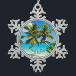 Maho Bay Beach St. John Pewter Snowflake Ornement<br><div class="desc">Magnifique ornement de flocon de neige en étain tropical avec une image photographique des magnifiques palmiers Maho Beach, sur l'île de St. John U.S.V.I. L'ornement est un joli ajout à votre collection, ou une idée cadeau pour la famille et les amis aussi! Pour plus de cartes, cartes postales, bijoux, déco...</div>