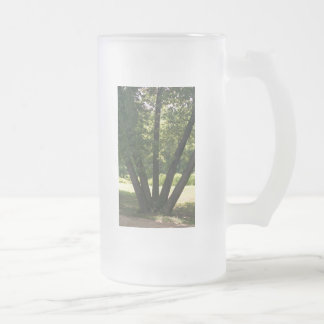 Main de tasse de nature