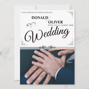 Mains d'un couple gay de mariage avec des anneaux