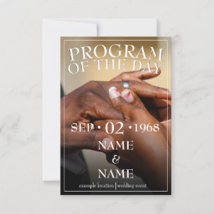 Mains d'un couple mariage avec une bague