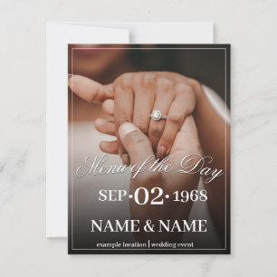 Mains d'un couple Mariage coloré avec anneau